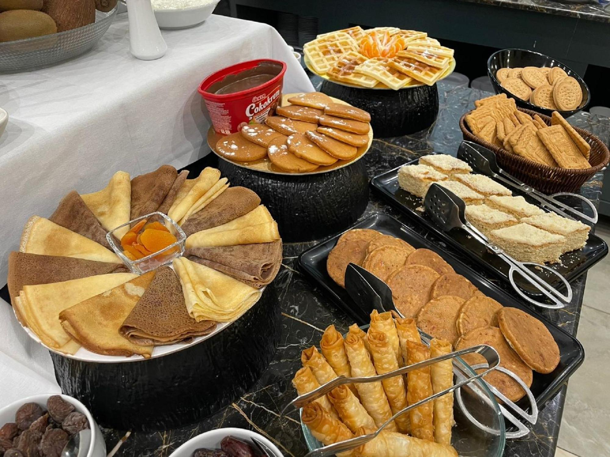 Essam Deluxe Hotel 巴库 外观 照片
