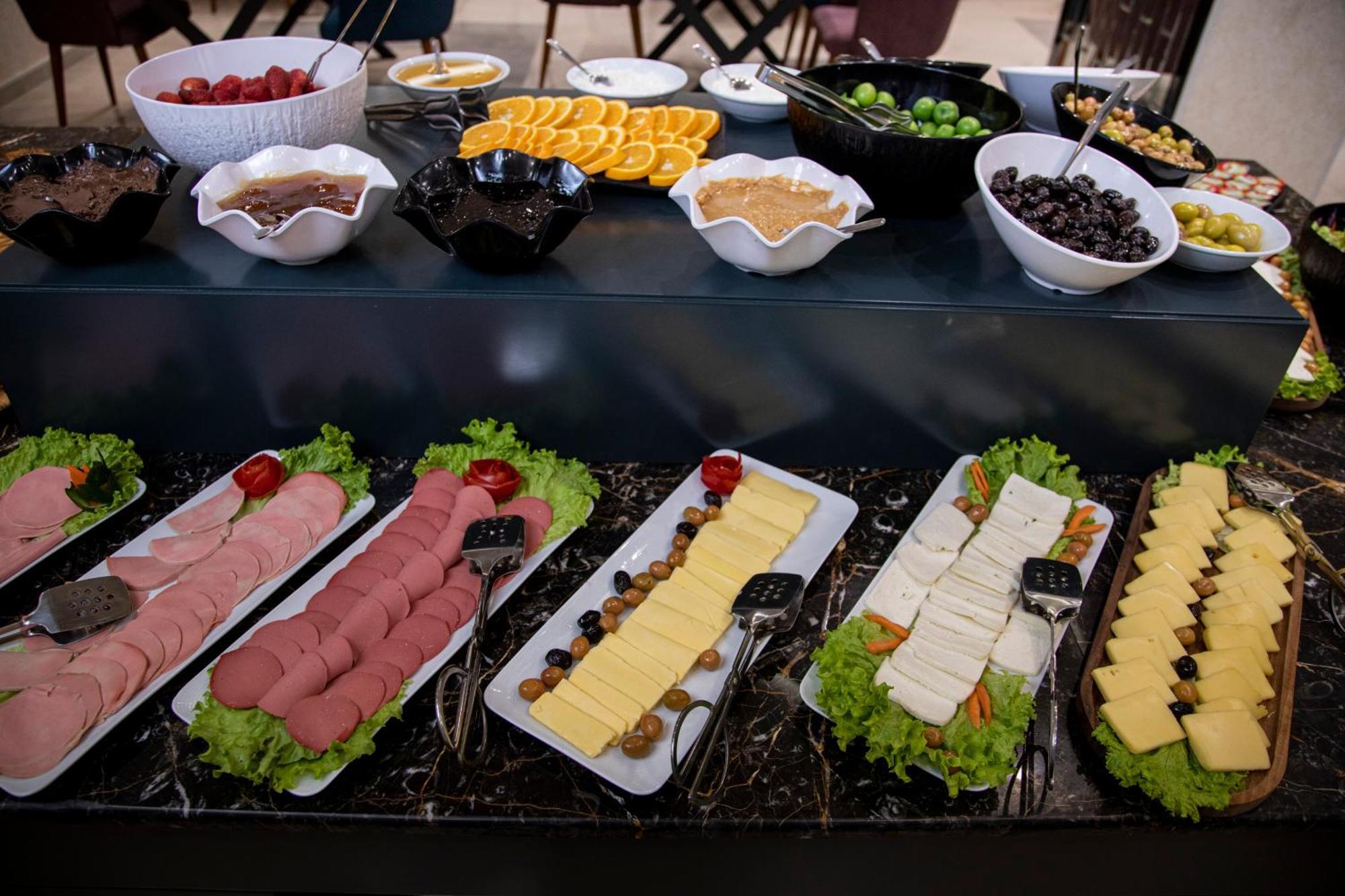 Essam Deluxe Hotel 巴库 外观 照片